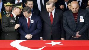 تركيا المستهدفة في صميم هيبتها تتهم الأكراد وتتوعد سوريا وروسيا
