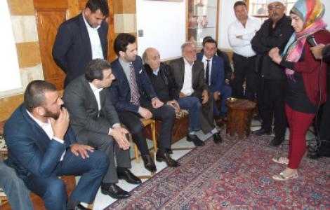  من الإليزيه إلى جبل الدروز... لهذا أرجَأ جنبلاط تقاعدَه السياسي! 