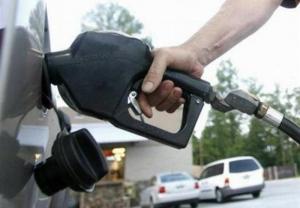 زيادة سعر البنزين: اقتراح «سريع الاشتعال»