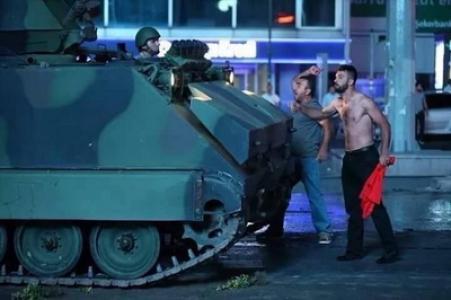 الخطأ القاتل لقادة الأنقلاب العسكري التركي الفاشل 
