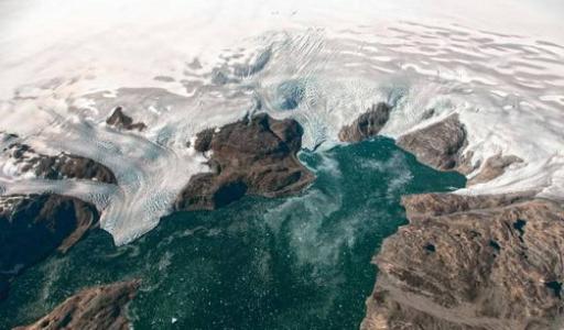 ذوبان الجليد في غرينلاند يكشف قاعدة عسكرية أميركية تعود لزمن الحرب الباردة