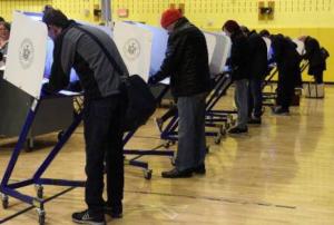 فتح مكاتب الاقتراع للانتخابات الرئاسية الاميركية