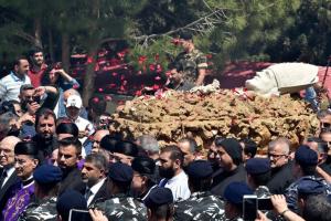 «بطرس بكركي» يطوف لبنان مُباركًا رعيته