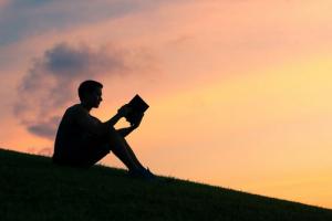 ثقافة القراءة رهان مُجتمع المَعرفة في العالَم العربيّ