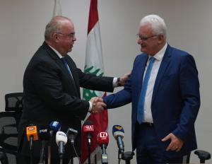 تسليم وتسلُّم في «الاتّصالات»... مصادر مقرّبة من الوزير: مرحلةٌ حسّاسة وامتحانٌ للأولويات والإصلاحات!