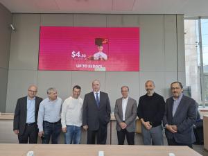 وزير الاتّصالات يزور شركة ألفا