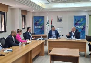 الوزير الحاج يلتقي وفدًا من «ستارلينك»